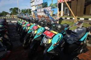 Gebrakan Seratus Hari! Bupati Kuningan Bagikan 25 Roda Dua untuk Desa Berprestasi dalam Pengelolaan PBB