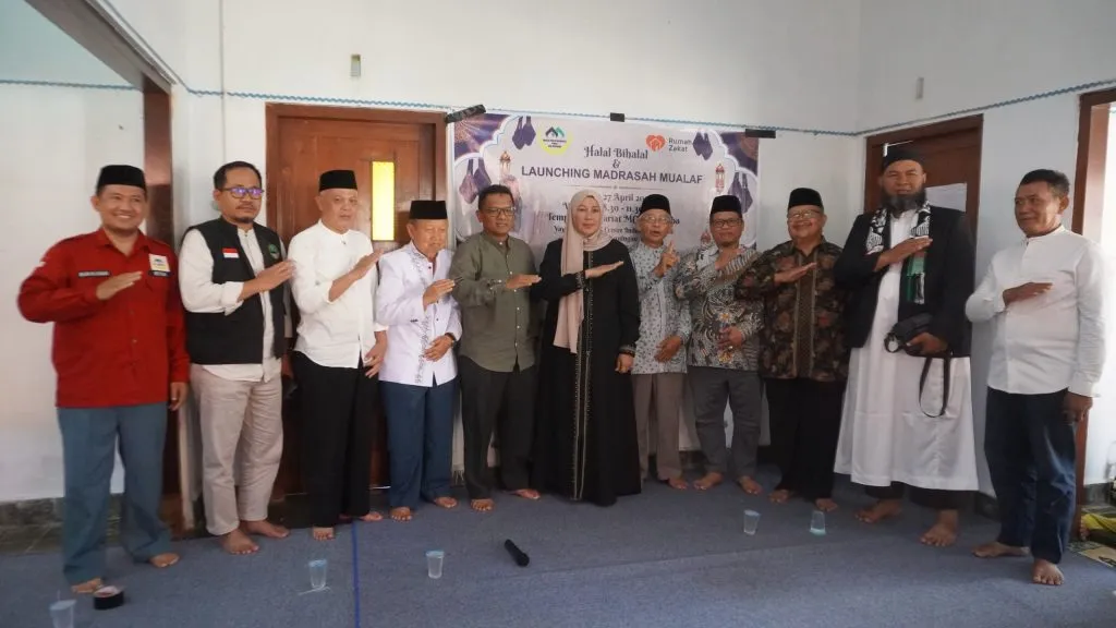 Wakil Bupati Kuningan Hadiri Halal Bihalal dan Launching Madrasah Mualaf di Citamba