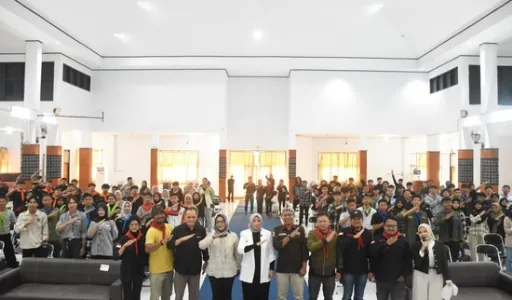 Wujud Dukungan Nyata Wakil Bupati Tuti Andriani dalam Dies Natalies Himapa FEB Uniku ke-22