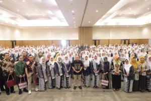 “Muscab VIII IBI Kuningan: 1.261 Bidan Bicara Ketahanan Nasional, Bupati Dian Rachmat Yanuar Tegaskan Komitmen Profesi dan Kesejahteraan”