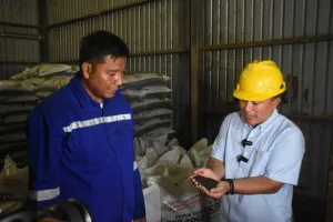 Kohe Jadi Berkah: Terobosan Bupati Kuningan Olah Limbah Sapi Jadi Pupuk Organik Nasional