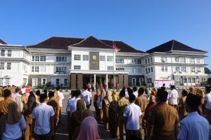 Bupati Kuningan Canangkan Bulan Dana PMI 2025: “Saat Darah Dibutuhkan, Barulah Kita Sadar Pentingnya Palang Merah”