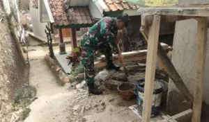 TMMD ke-125 Kodim 0615/Kuningan Gerak Cepat Perbaiki Rutilahu di Sindangjawa, Warga Merasa Terharu