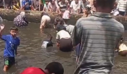 Semarak Hut RI ke-80 dan Hari Jadi Kuningan ke-527, Warga Serang Gelar Tradisi Ngobyag Balong