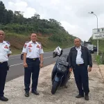 Penerangan Minim Jalan Kiai Hasan Maulani Jelang Idul fitri Gunung Belah Kini Mulai Dinyalakan