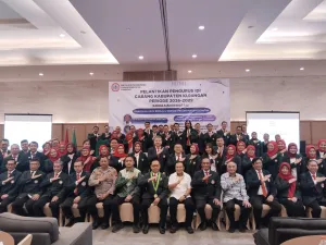 Pelantikan Ketua IDI Kabupaten Kuningan Periode 2026–2029 Berlangsung Meriah, Dirangkai Halalbihalal dan Seminar