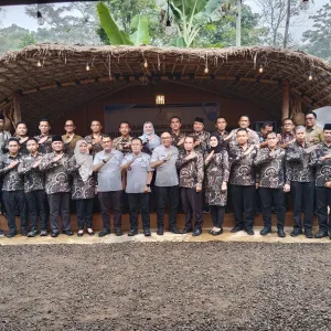 Forum Camat Kuningan Gelar SilaturahmiI & Pisah Sambut, Bupati Tekankan Prinsip “3,O” Untuk Kepemimpinan Unggul