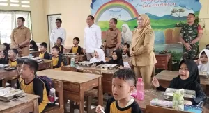 Program Makan Bergizi Digenjot, Pemerintah Targetkan Generasi Indonesia Emas