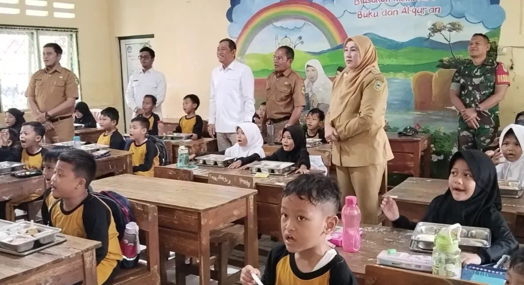 Program Makan Bergizi Digenjot, Pemerintah Targetkan Generasi Indonesia Emas