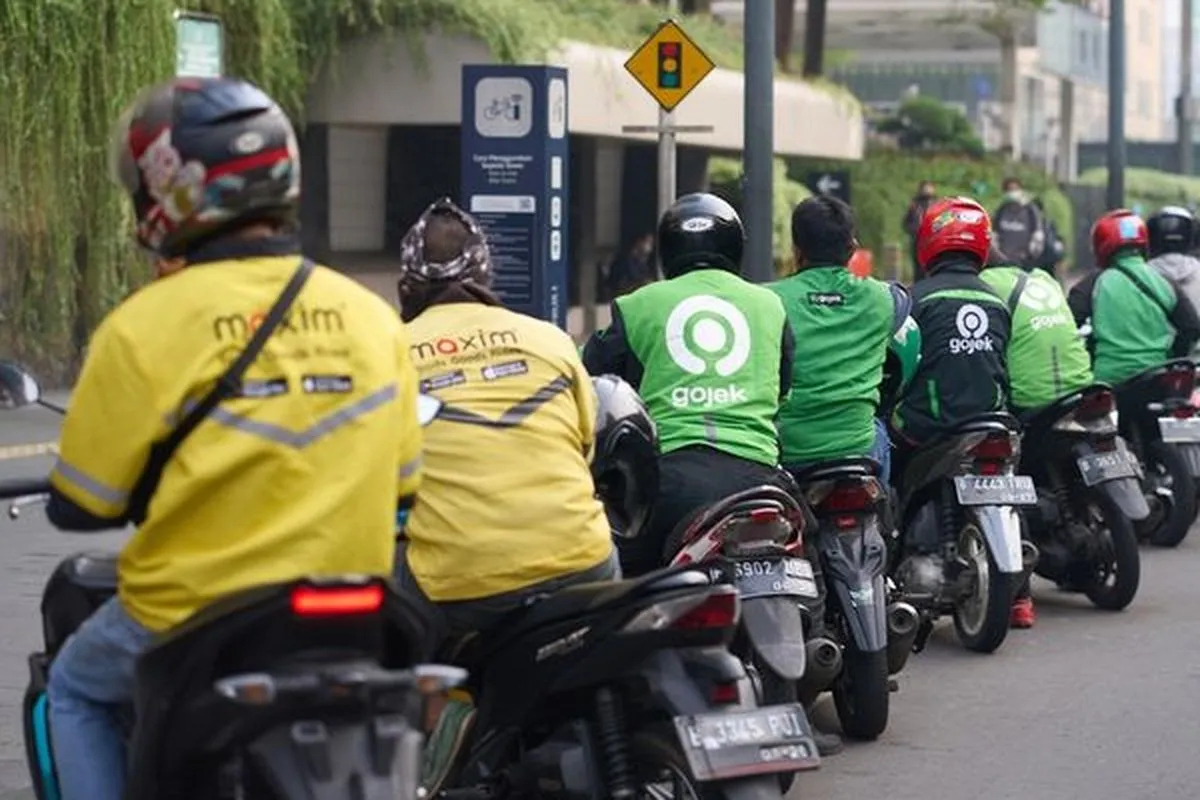 Potongan Aplikator Ojol Resmi Jadi 8 Persen, Driver Kini Dapat 92 Persen Pendapatan