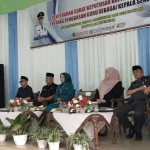 Bupati Dian Tekankan Integritas dan Transformasi Pendidikan Saat Lantik 158 Kepala Sekolah di Kuningan