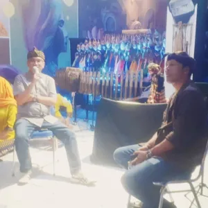 Helaran Seni dan Film Kuningan Banjiri Antusiasme Warga, Si Cepot Jadi Bintang Malam di Pusat Kreativitas Daerah