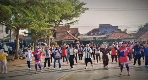 Jumat Bersepeda di Desa Garawangi, Bupati Kuningan Ajak Warga Hidup Sehat Sambil Berbagi untuk Sesama