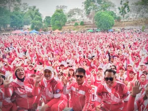 Senam Kemerdekaan,Ramaikan Gebyar Merah Putih, 2.500 Peserta Padati OSG Linggarjati
