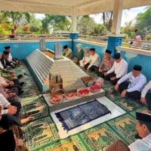 Haul Syekh Maulana Akbar di Astana Gede: Napak Tilas Spiritualitas untuk Kuningan Melesat