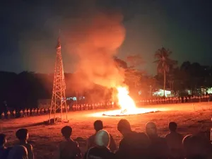 Api Unggun Penuh Makna, Kepala SMPN 3 Cilimus Tekankan Kebersamaan dan Semangat kepada Pramuka