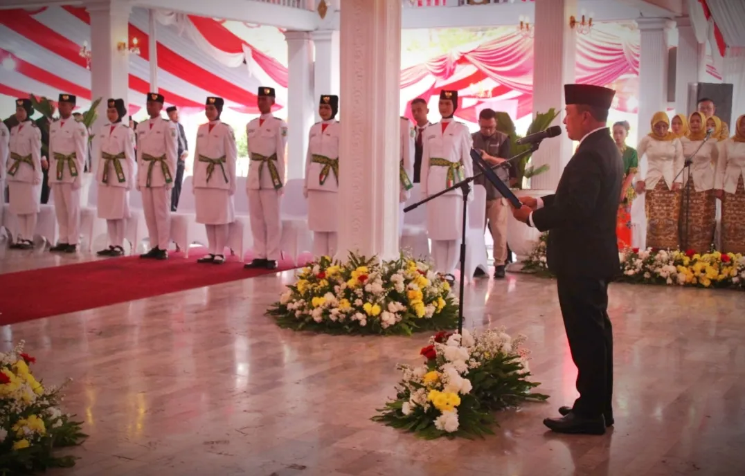 Bupati Dian Kukuhkan Paskibraka 2026, Kibarkan Merah Putih dengan Hati, Jaga Kehormatan Bangsa