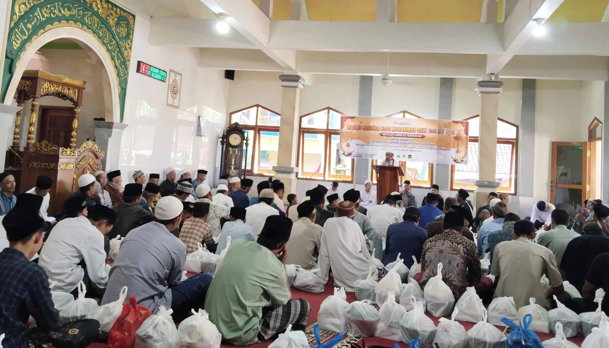 Semarak Maulid Nabi Muhammad SAW, DKM Masjid Jami Al-Barokah dan Warga Desa Singkup Perkuat Ukhuwah dan Lestarikan Tradisi