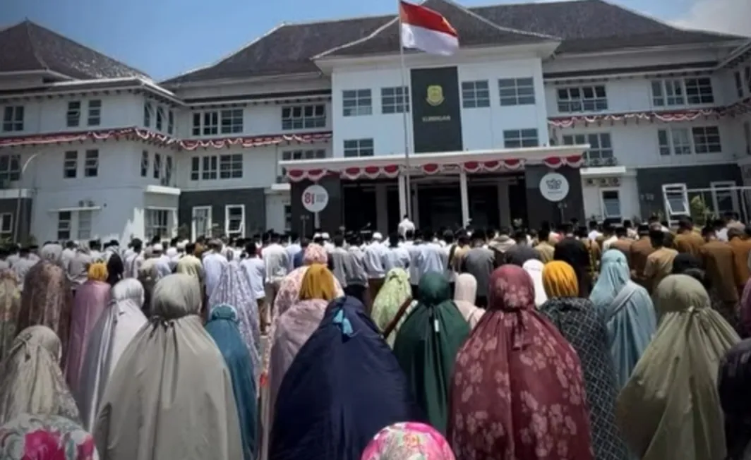 Krisis Air Menghantui Kuningan, Bupati Dian dan Ulama Gelar Sholat Istisqa
