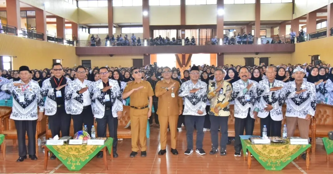 Sekda Kuningan Uu Kusmana Soroti Tantangan AI di Dunia Pendidikan, Guru Dituntut Adaptif dan Tingkatkan Kualitas!