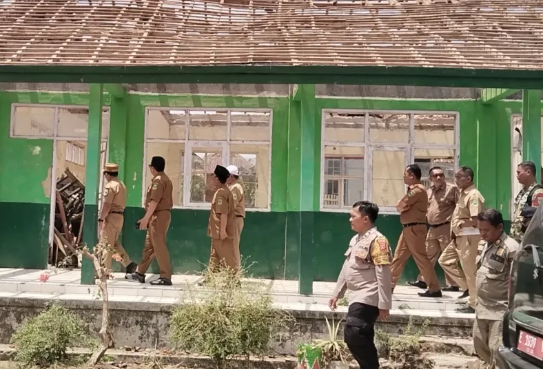 Bupati Dian Dorong Percepatan Revitalisasi SDN 3 Cihirup yang Ambruk