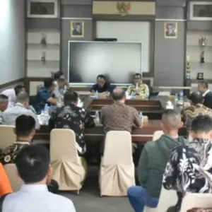 FPRD Kuningan Fasilitasi Audiensi Bahas Perizinan dan Lingkungan Arunika