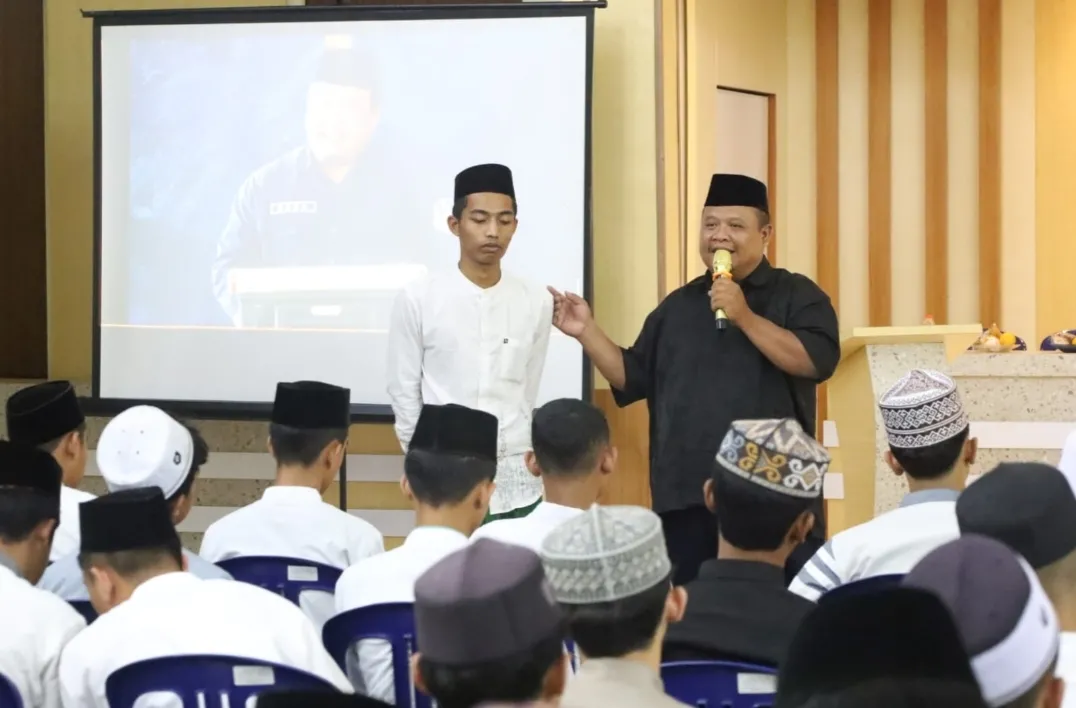 Santri Melek Digital, GP Ansor Kramatmulya Gelar Pelatihan Digital Marketing dan AI