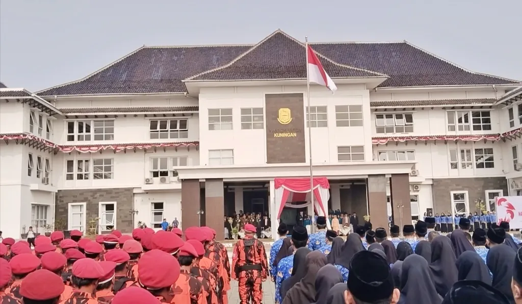 Pimpin Upacara Sumpah Pemuda ke-98, Bupati Dian, Ajak Generasi Muda Berkarya dan Berinovasi